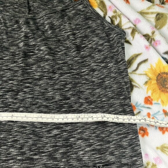 Victoria's Secret Romper Womens M Ribbed Gray Sleeveless Jumpsuit - Picture 8 of 9